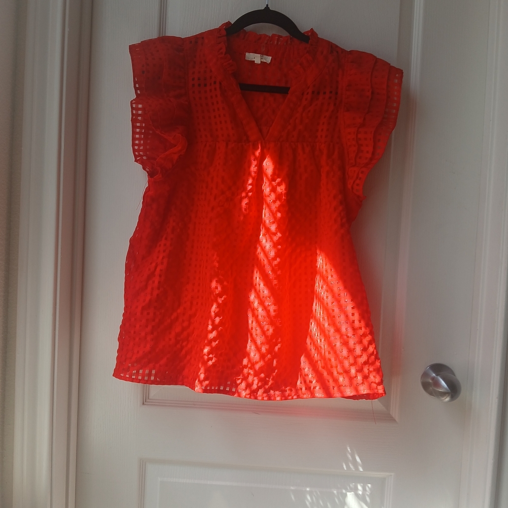 3/$15 Entro Vibrant Red Textured Blouse